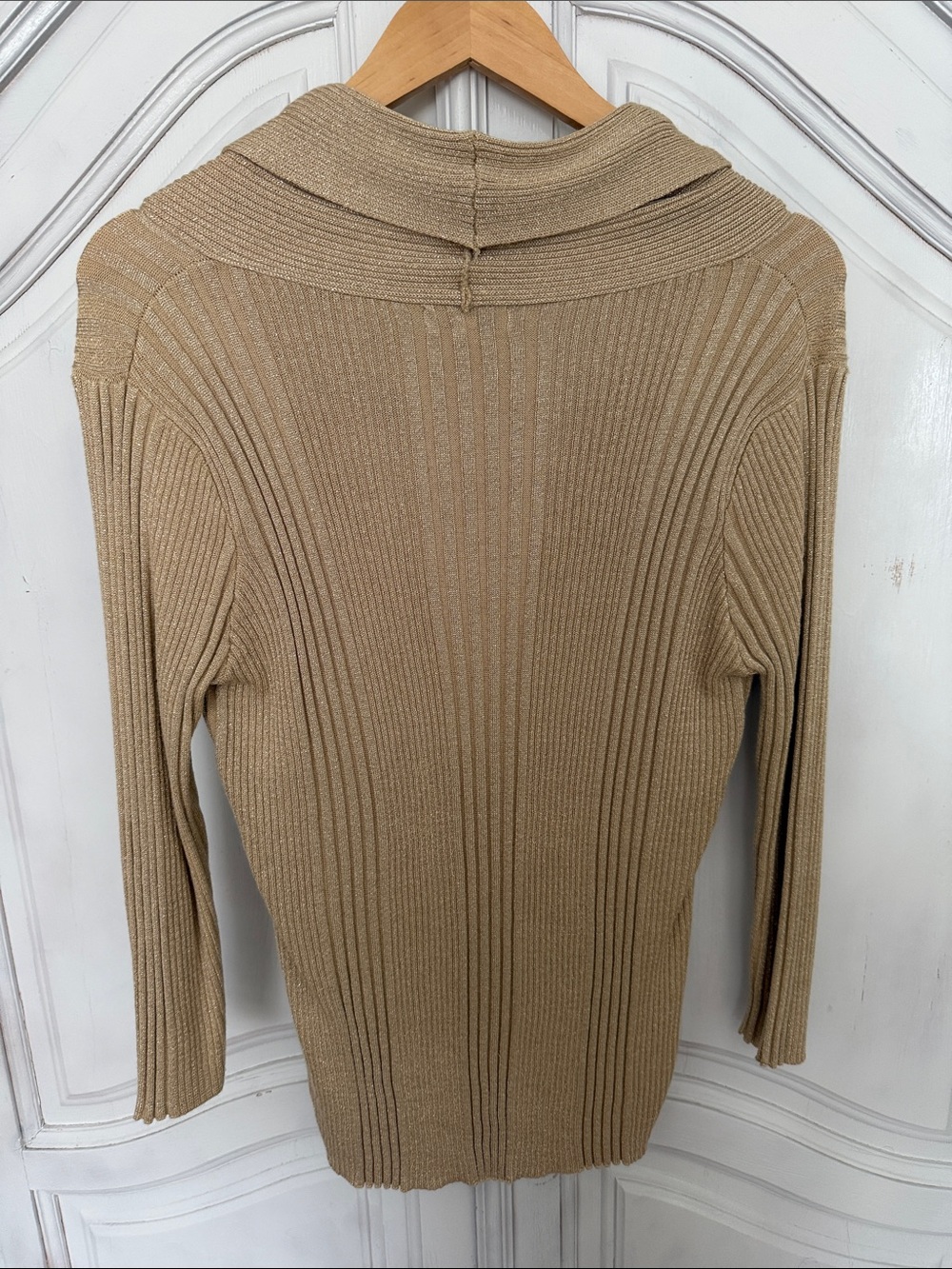 Joseph A. Shimmer Ribbed Knit Gold Cowl Neck Sweater Women's Size L Holiday Date - Picture 3 of 10